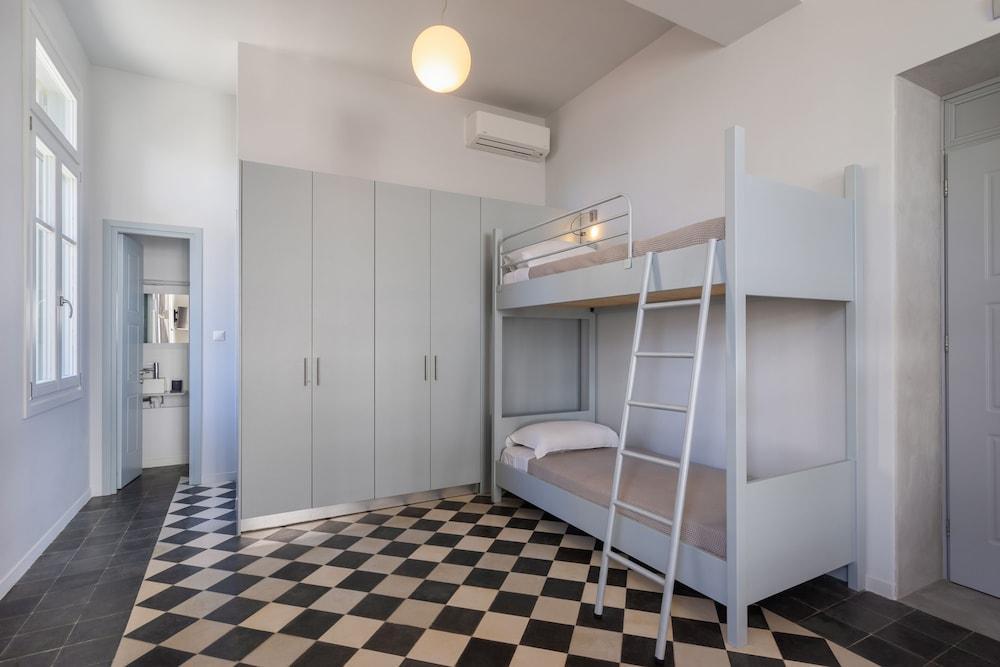 Dexamenes Seaside Hotel Курута Экстерьер фото